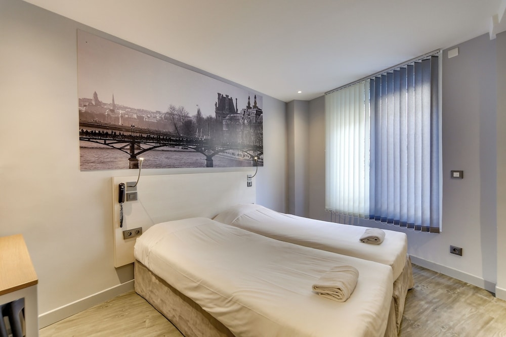 Foto de Kyriad PARIS 12 Nation