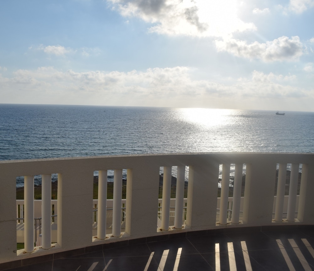 Foto de Capital Coast Resort & Spa