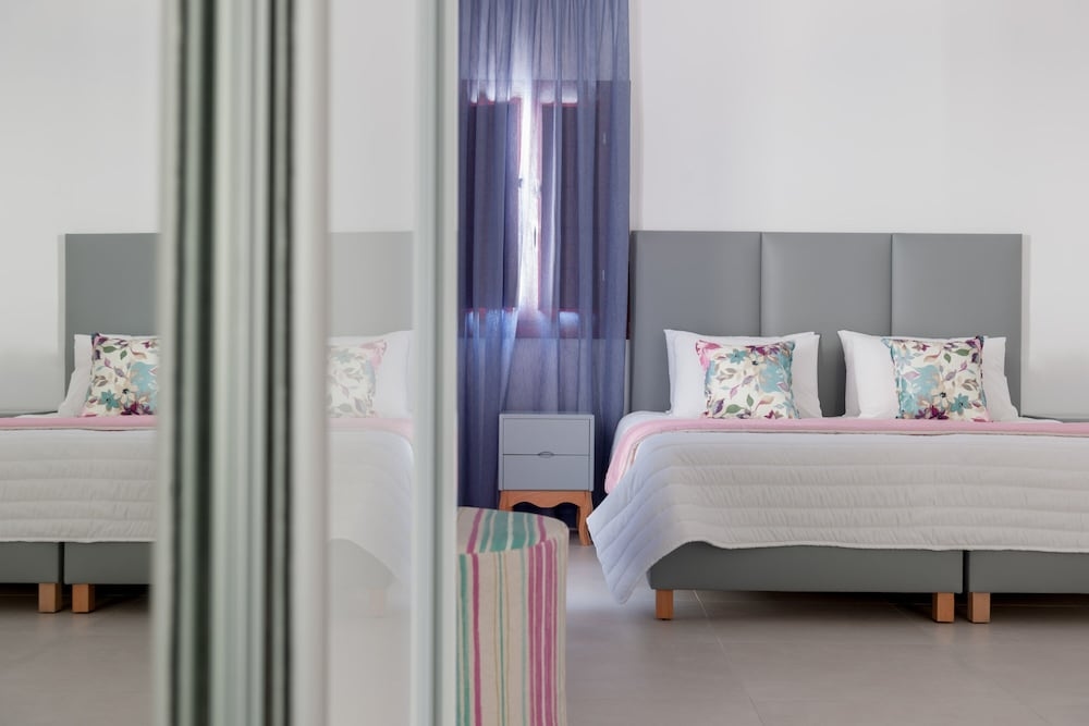 Foto de Mar n Mar Crown Hotel and Suites
