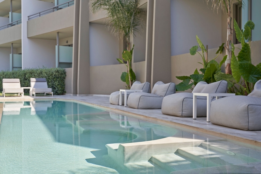 Foto de Atlantica Amalthia Beach Hotel – Adults only