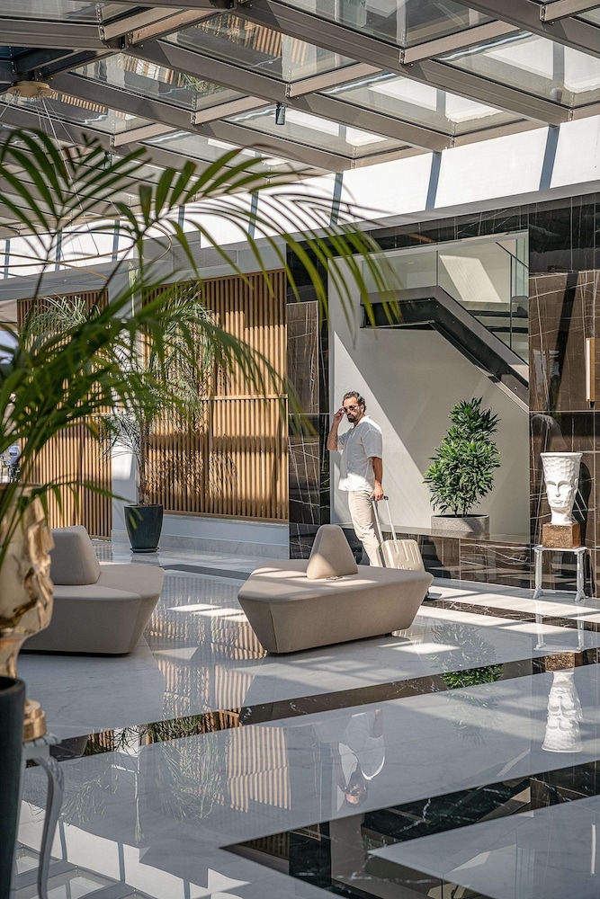 Foto de Myrion Beach Resort & Spa - Adults Only