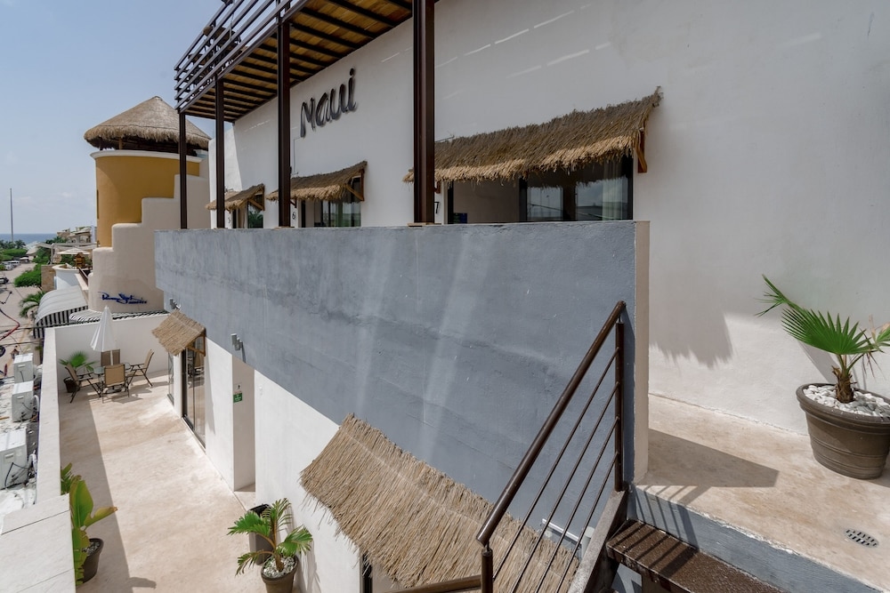 Maui Hostel - Adults Only