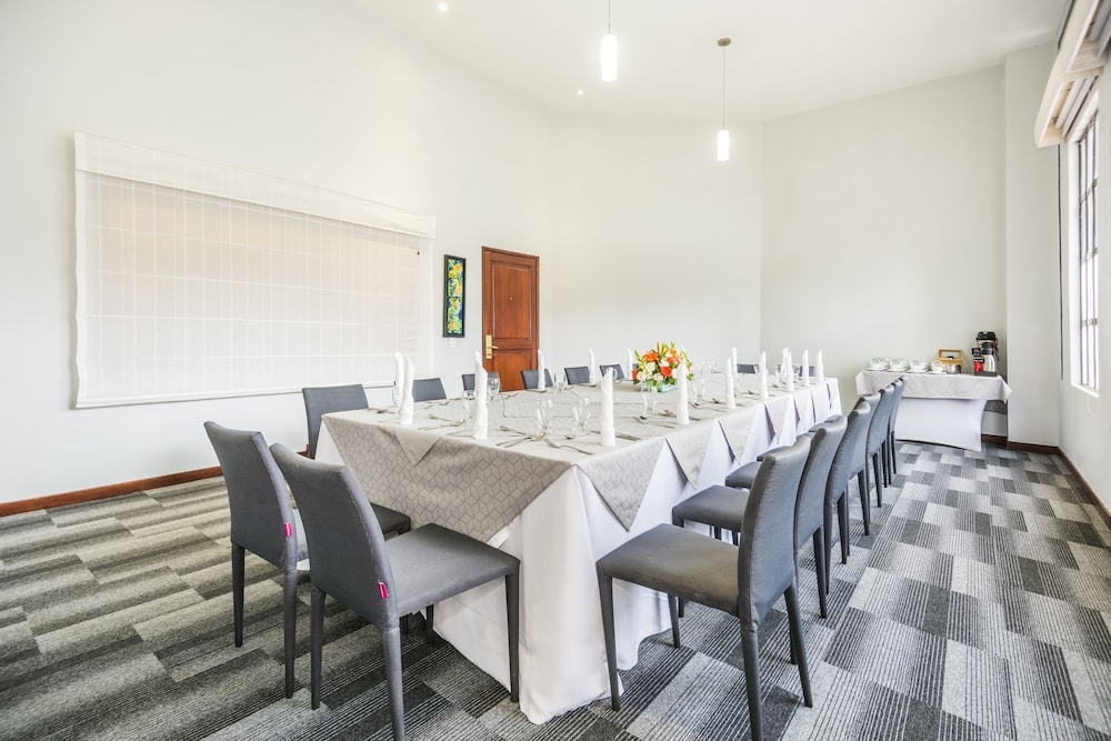 Foto de Embassy Suites by Hilton Bogota - Rosales