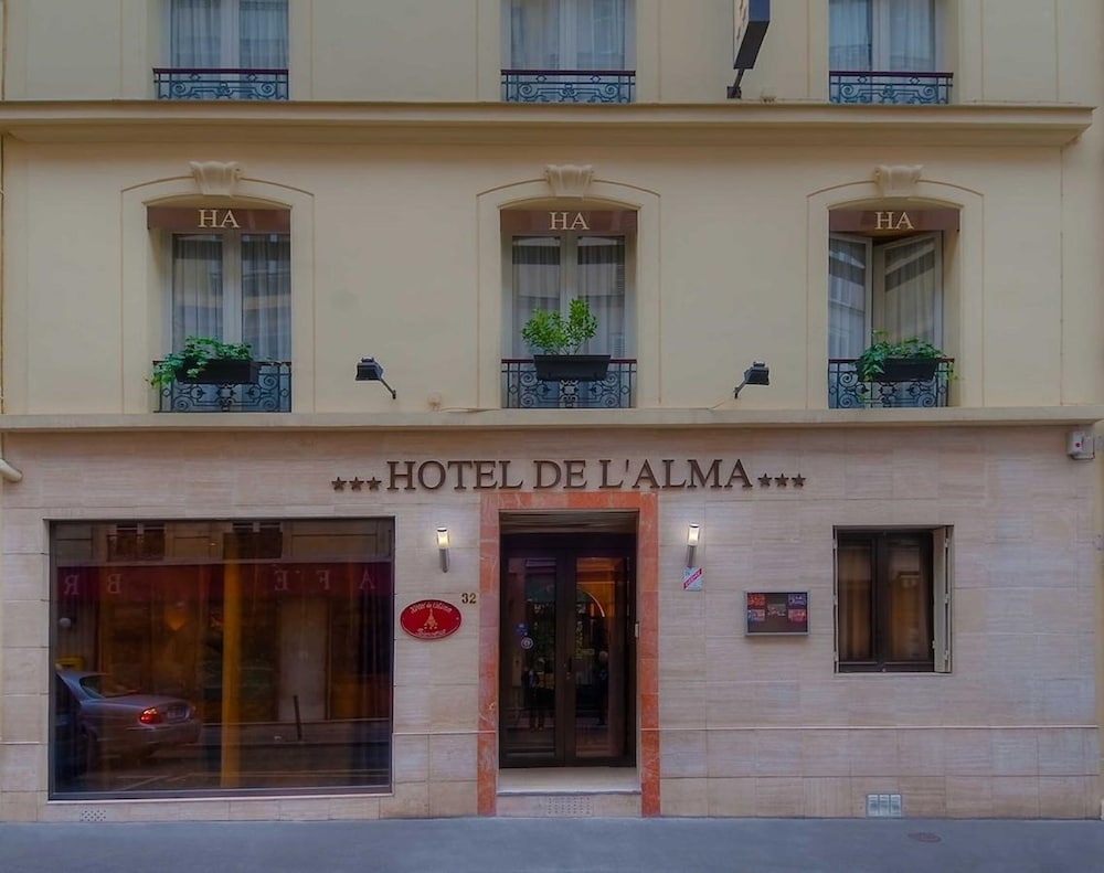 Hôtel Almarine Eiffel by Malone