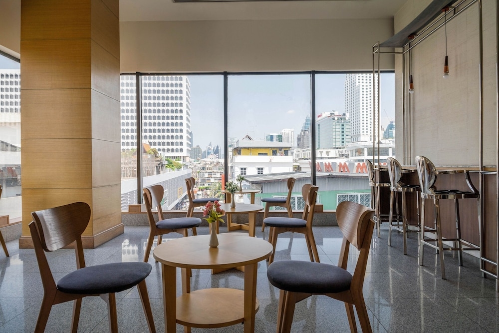 Foto de Baiyoke Suite Hotel