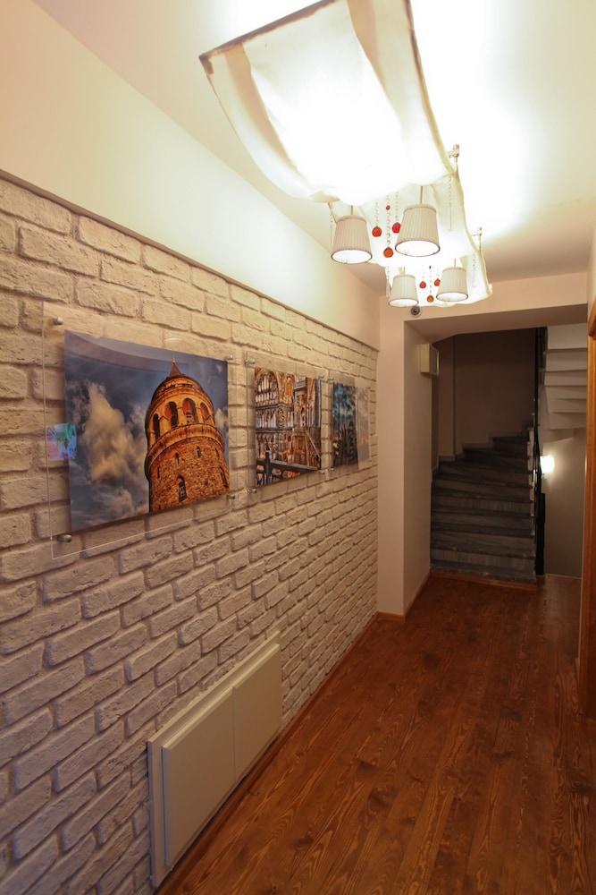 Foto de Three Apples Suites and Hotel
