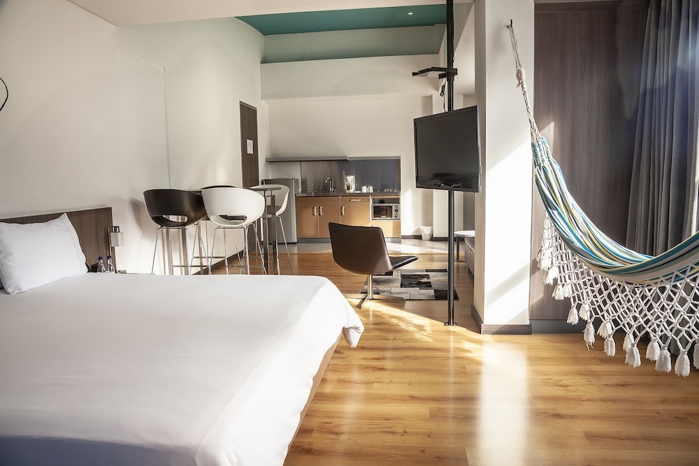 Viaggio 617 Suites
