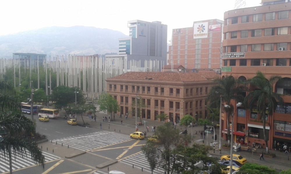 Hotel Plaza Mayor Medellin, La candelaria
