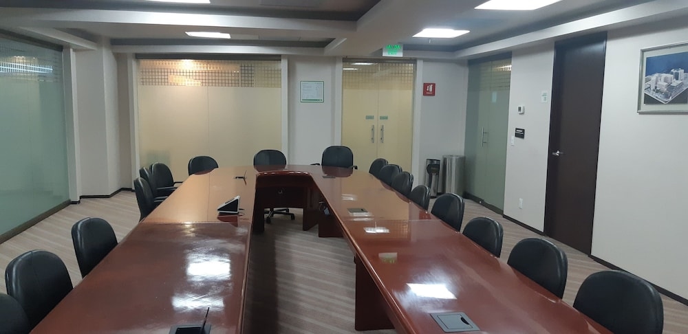 Foto de Holiday Inn Hotel & Suites Medica Sur by IHG