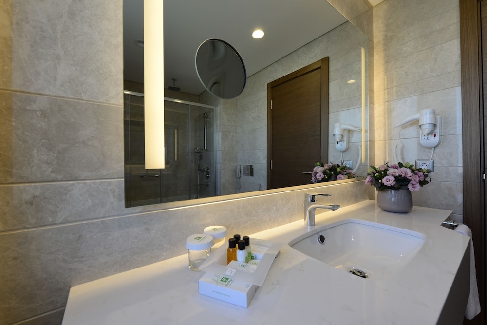 Foto de Holiday Inn Bursa - City Centre by IHG