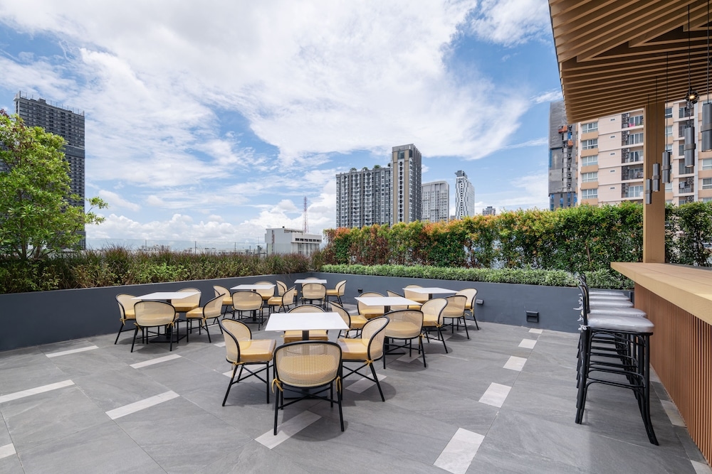 Foto de Ramada Plaza by Wyndham Bangkok Sukhumvit 48