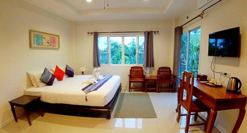Foto de Baan Klangsuan Bang Korbua