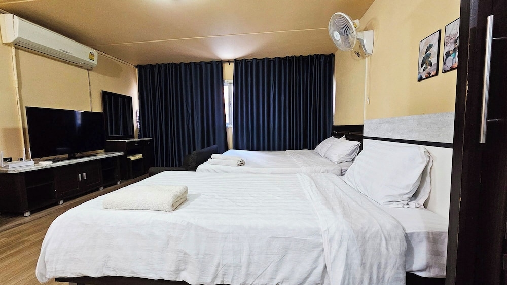 IMPACT Muang Thong Thani,daily rental room, Muang Thong Popular Condo C5, Bangkok