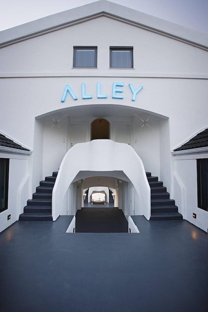 Foto de Alley Prime