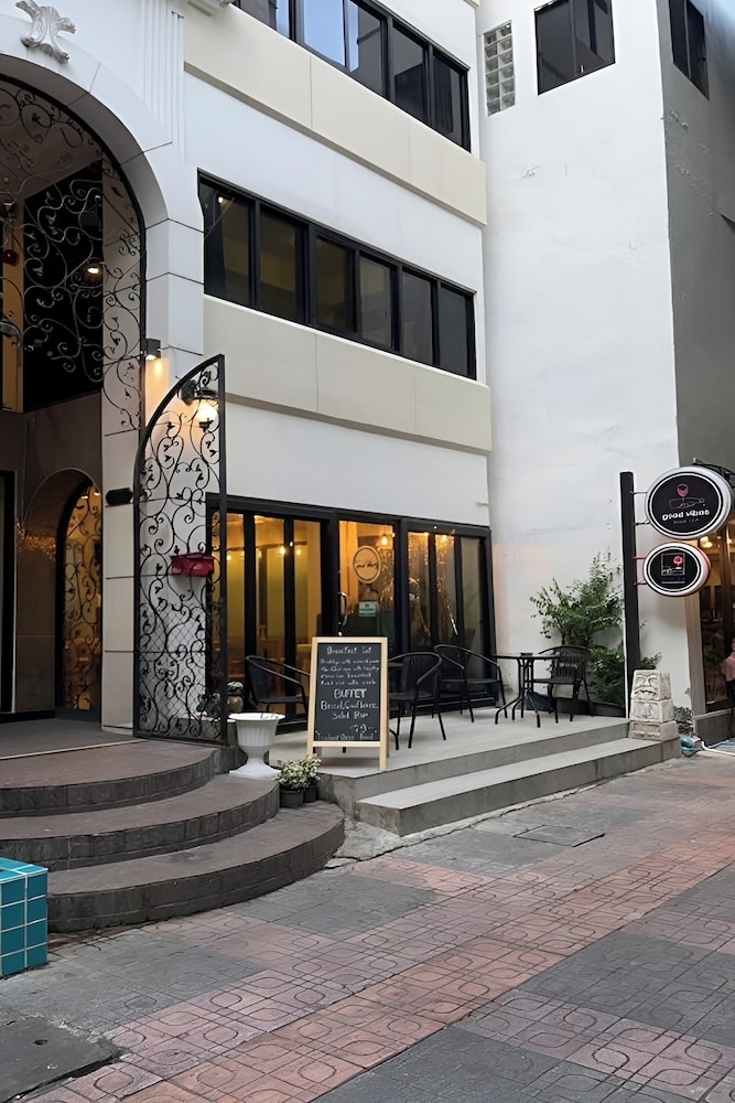 Foto de BnB98 Silom Hotel