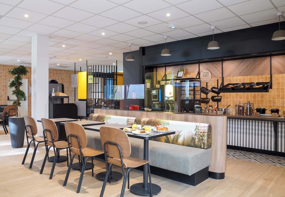 Foto de B&B HOTEL Paris Porte d'Orléans