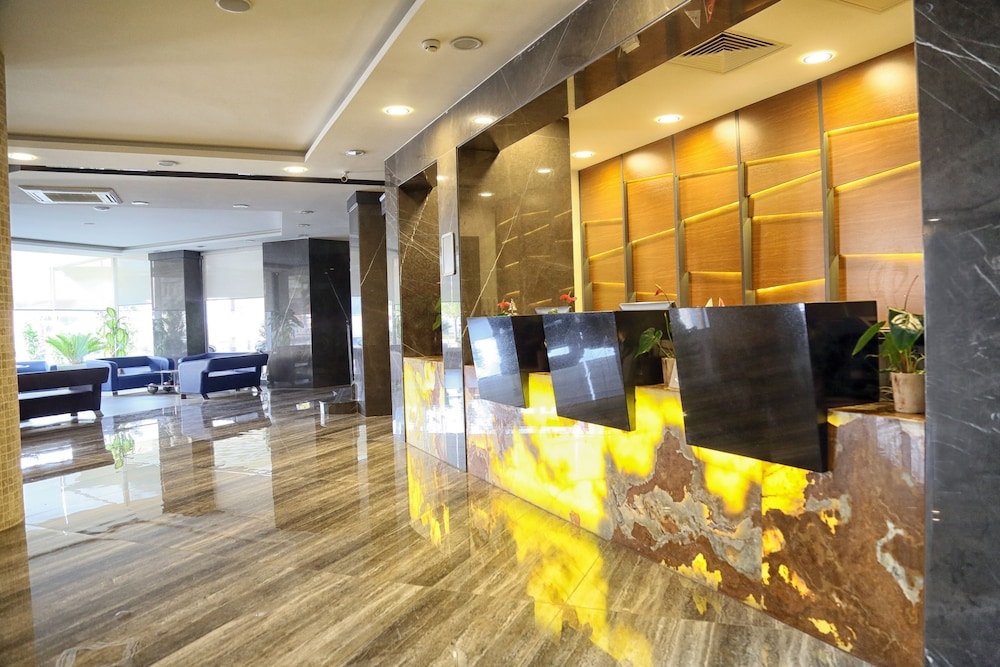 Foto de Ramada by Wyndham Mersin