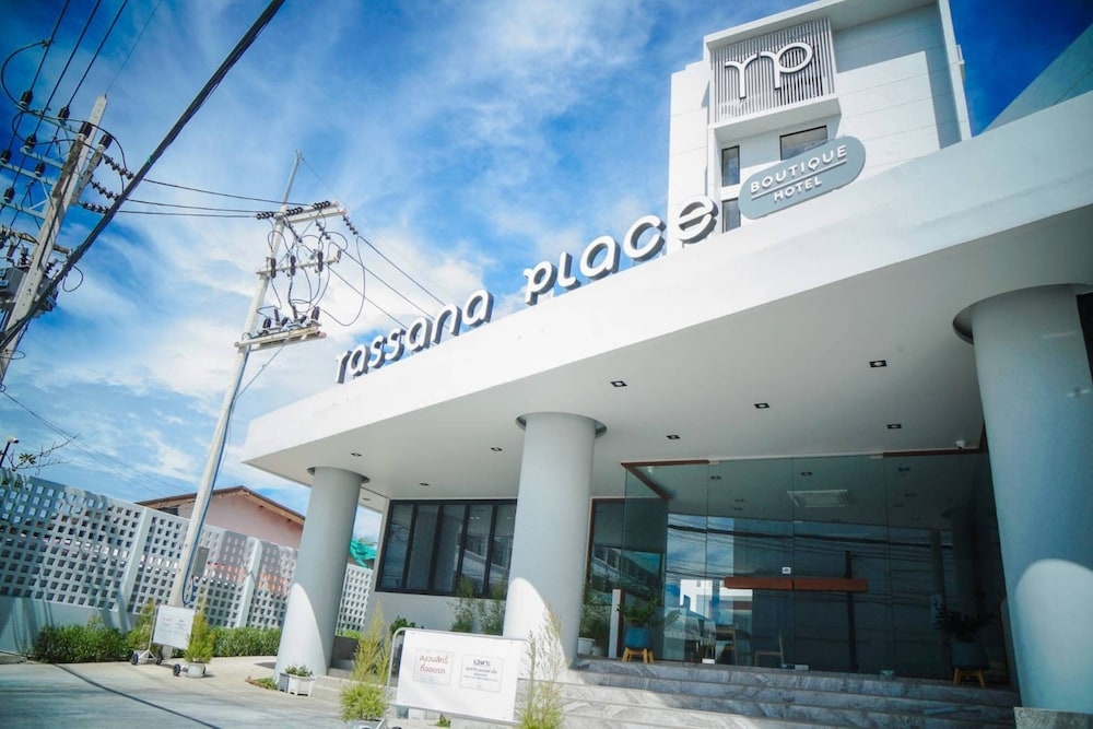 Tassana Place Boutique Hotel Bansuan