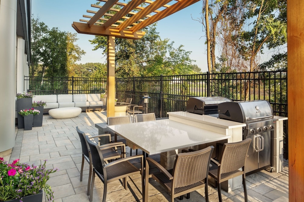 Foto de Homewood Suites by Hilton Teaneck Glenpointe
