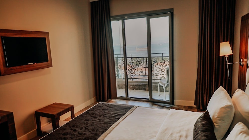 Foto de The Grand Mira Hotel