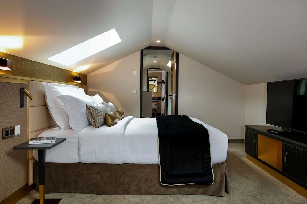 Foto de Niepce Paris Hotel, Curio Collection by Hilton