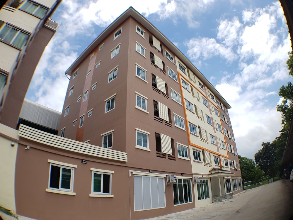 Foto de The Park Bangyai Residence