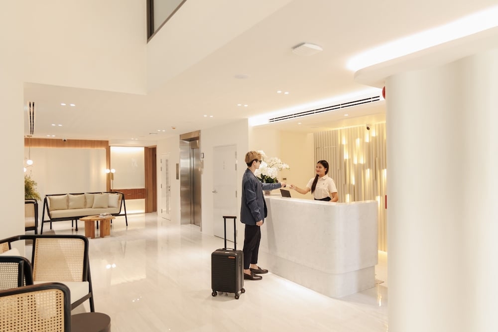Corridor2407 Hotel