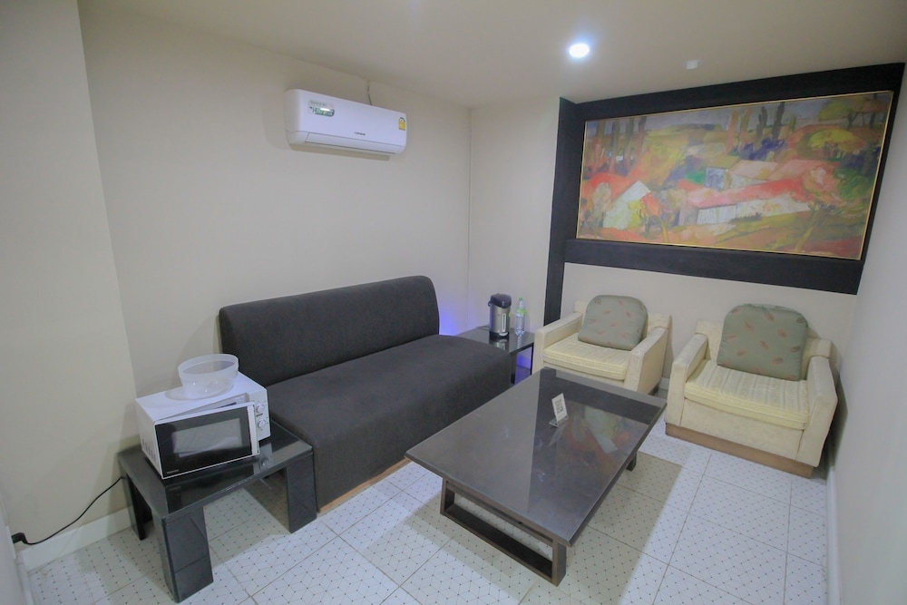 Foto de The Sea Bangsaen Hotel