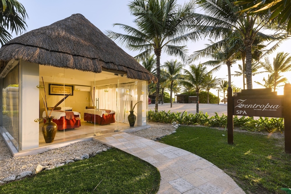 Foto de Grand Palladium Kantenah Resort & Spa All Inclusive
