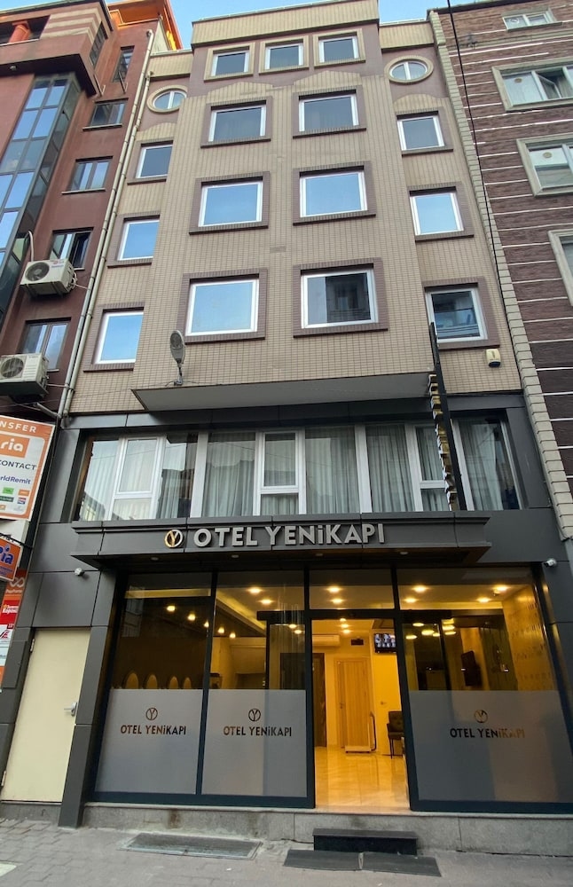 OTEL YENİ KAPI, Estambul