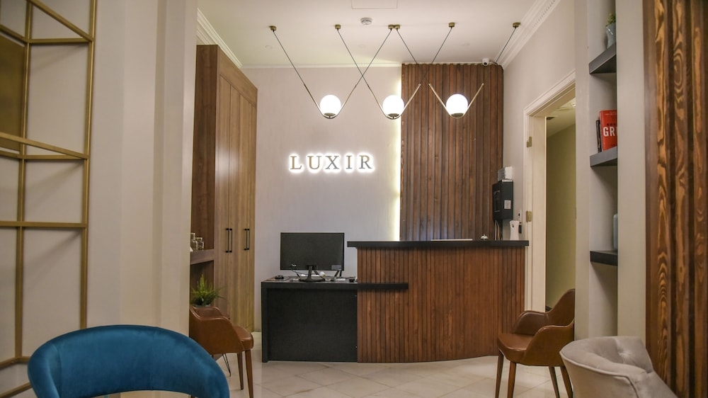 Luxir Hotel