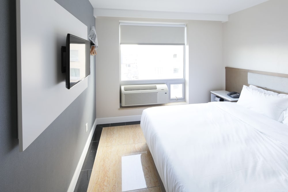 Foto de Mayfair Inn and Suites