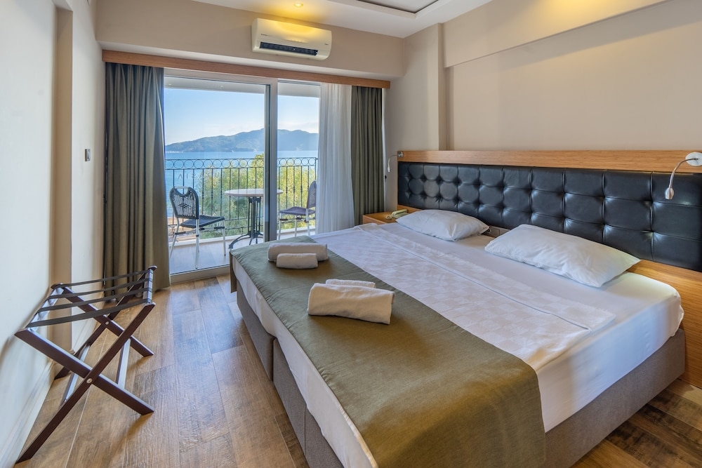 Foto de Aurasia SeaSide Hotel