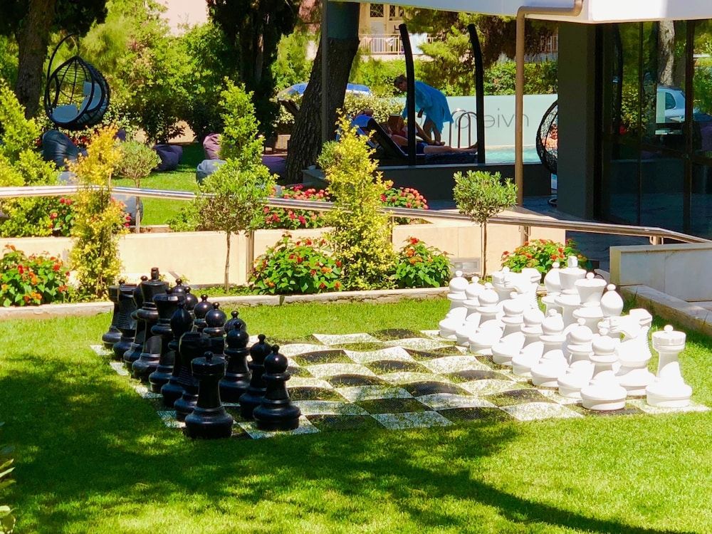 Foto de Athenian Riviera Hotel & Suites