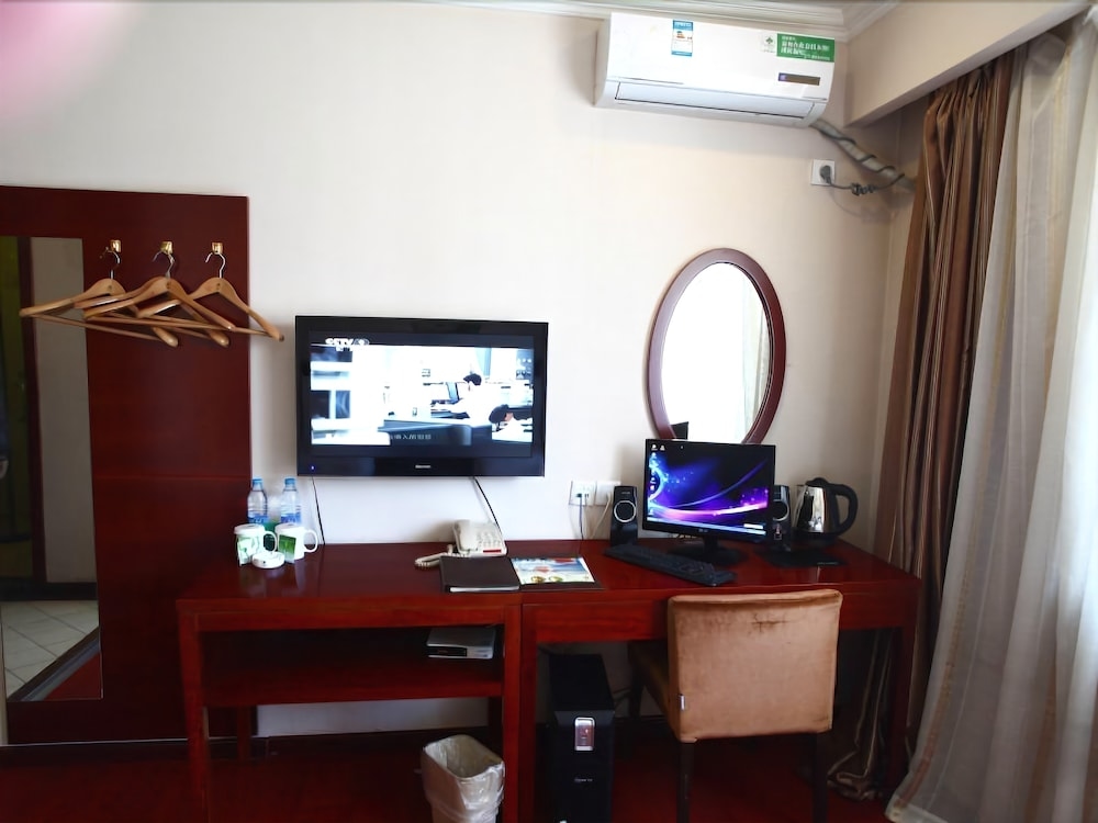 Foto de GreenTree Inn Haerbin Railyway Station Express Hotel