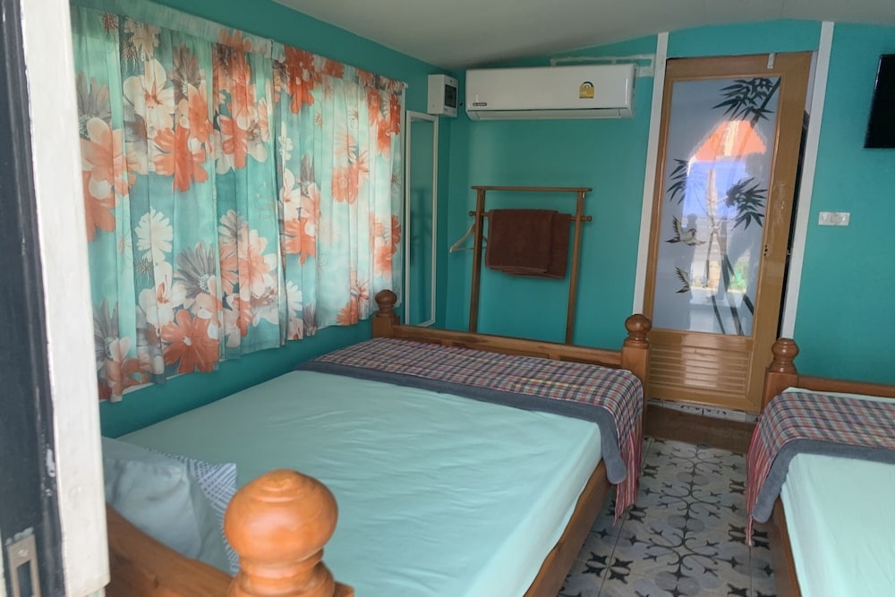 Ban Suan Bang Toei Homestay, Bangkok
