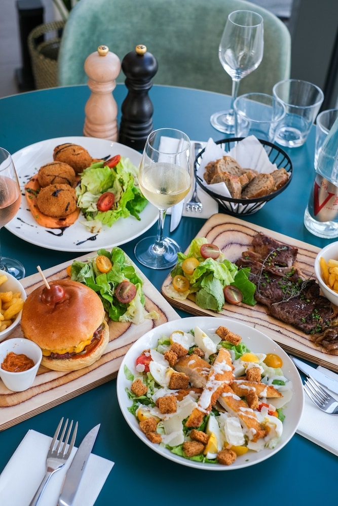 Foto de All Suites Appart Hôtel | Paris Ouest - Colombes
