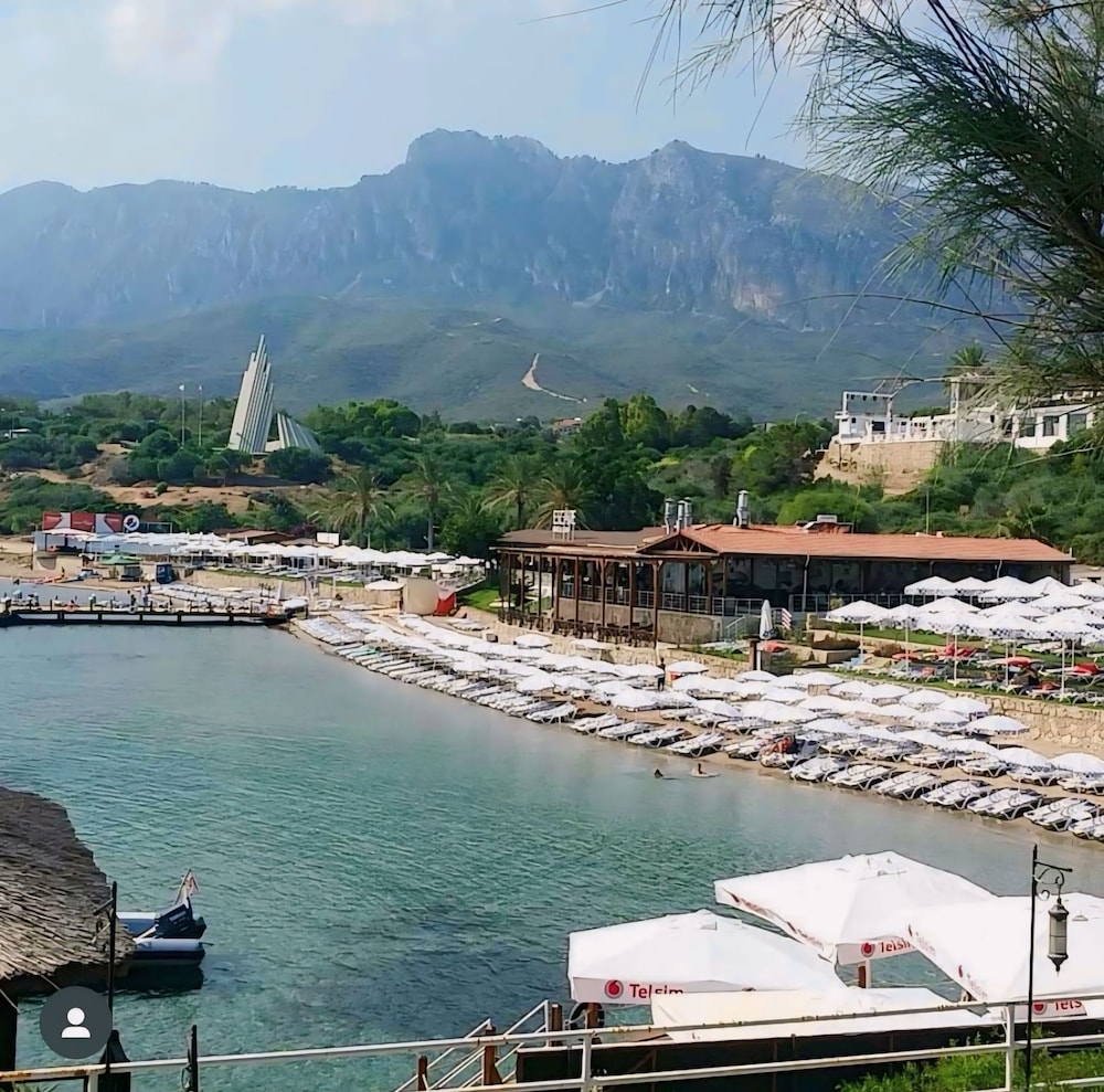 Foto de The Arkin Colony Hotel