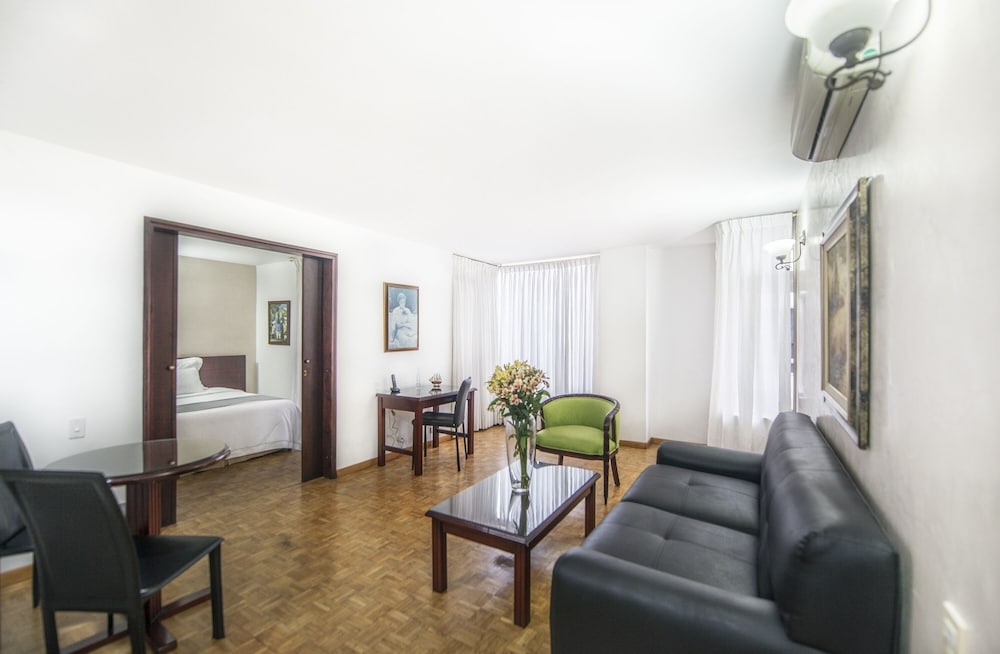 Foto de Aparta Suites Torre Poblado