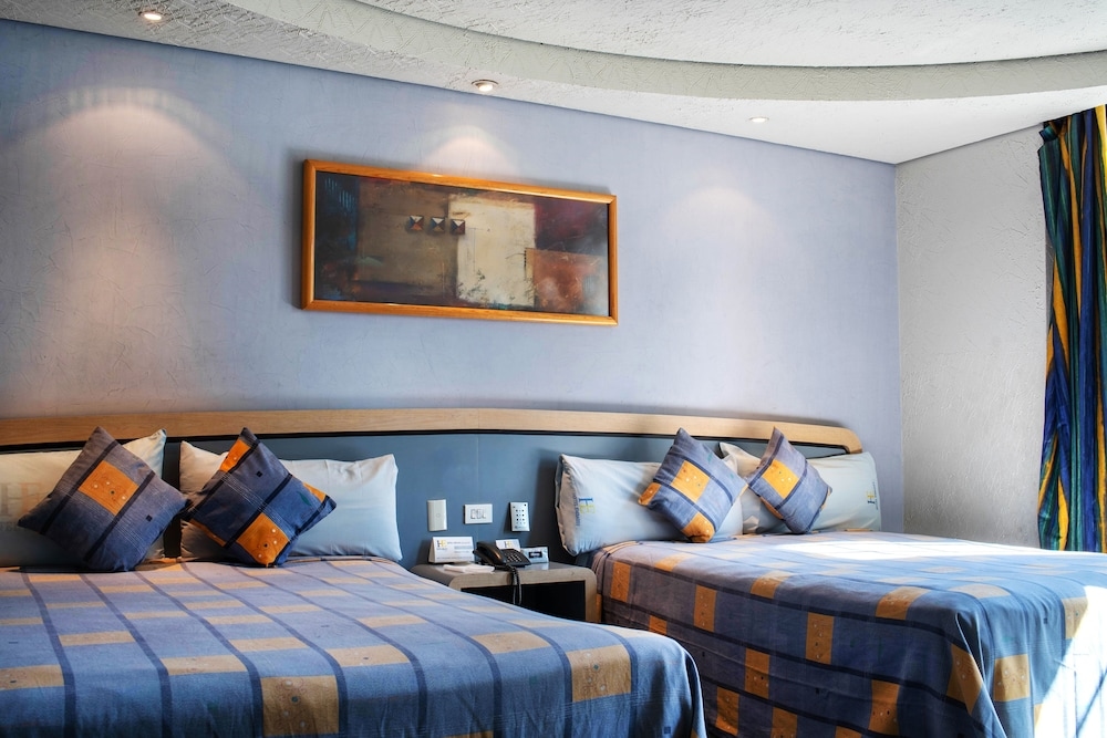 Foto de Hotel Embassy