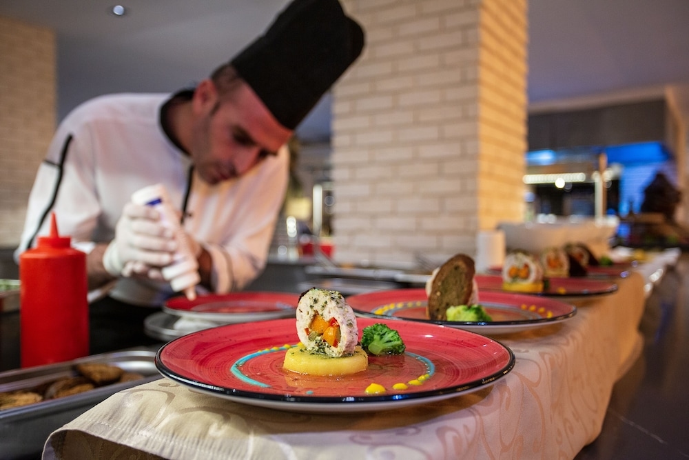 Foto de NoxInn Deluxe Hotel - All inclusive