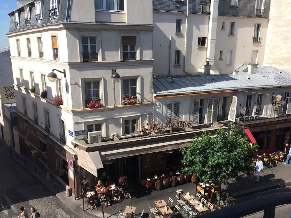 Montmartre Residence, Paris