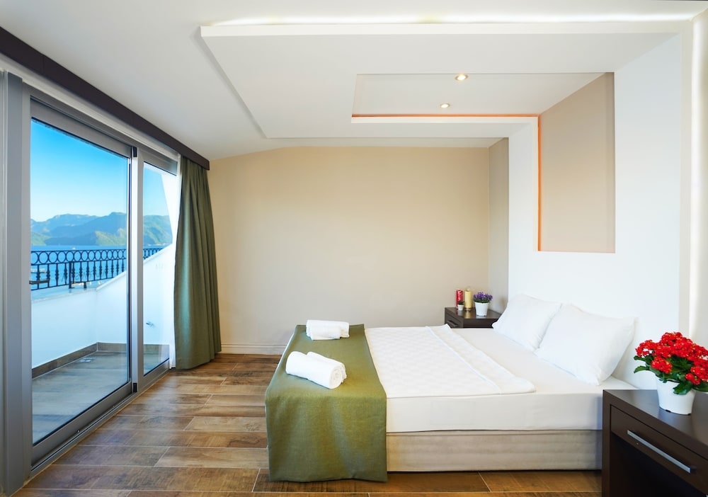 Foto de Aurasia SeaSide Hotel
