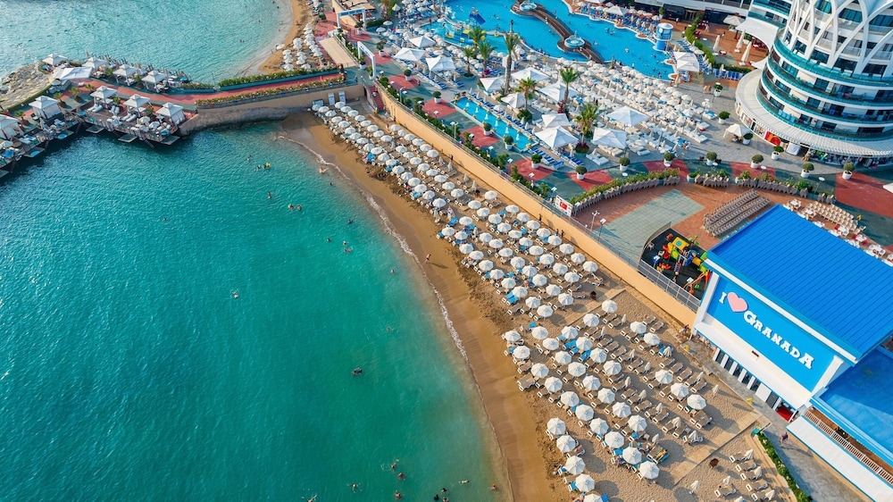 Foto de Granada Luxury Resort Okurcalar - All Inclusive
