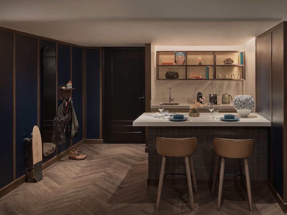 Foto de Public House Bangkok, a Member of Design Hotels