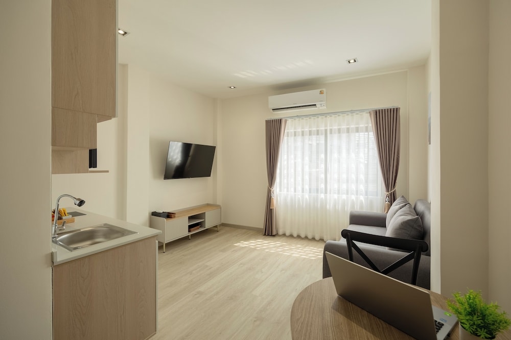 Diff Apartel, Bangkok