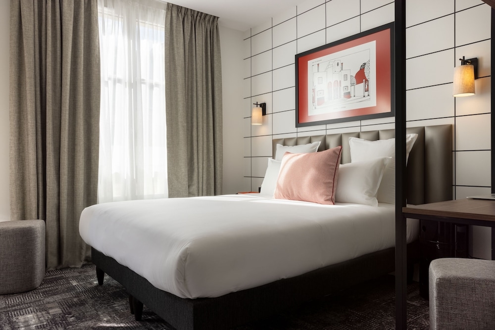 Hotel Moderniste, Paris