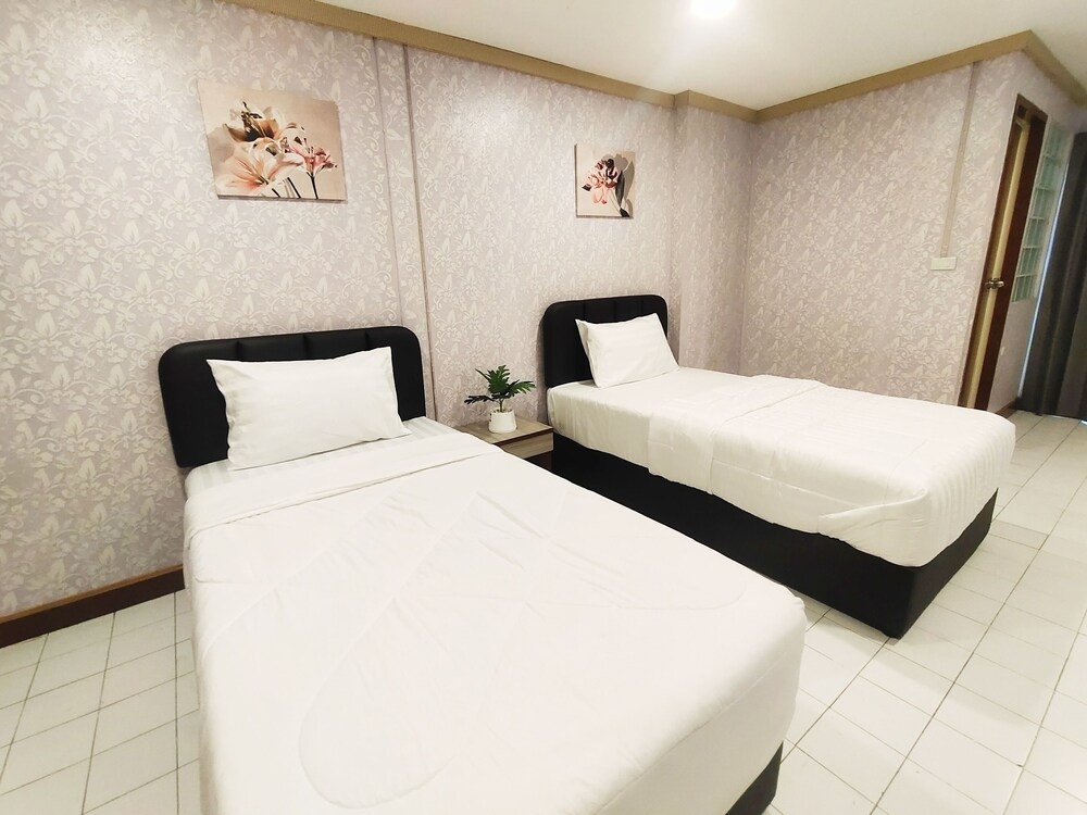 OYO 75446 Travis Inthamara 49, Bangkok