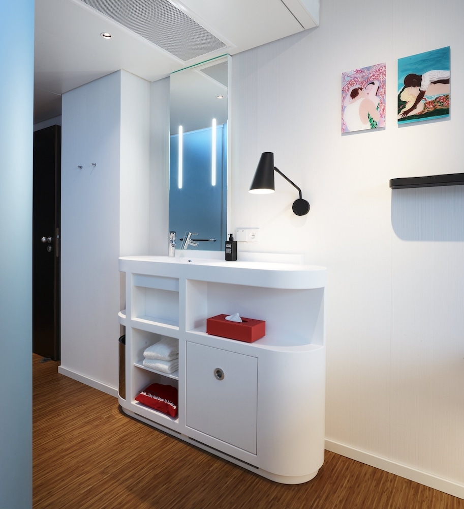 Foto de citizenM Paris Champs-Élysées