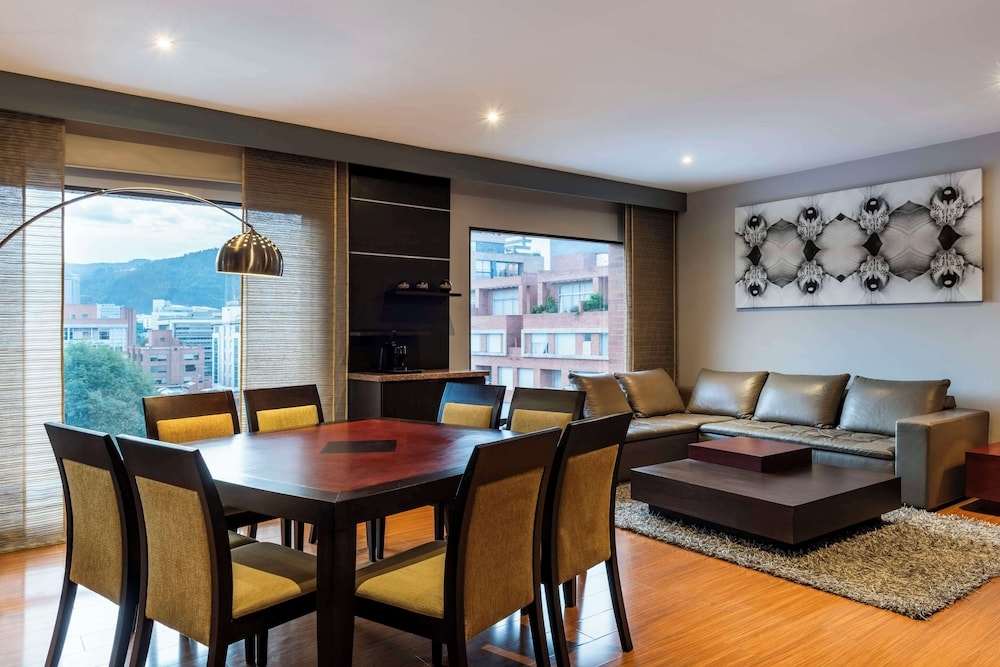 Foto de Doubletree By Hilton Bogota Calle 100,Co